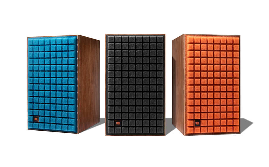 L52 Classic Retro design with iconic JBL styling and vintage Quadrex foam grille in a choice of three colors: black, burnt orange and dark blue - Image
