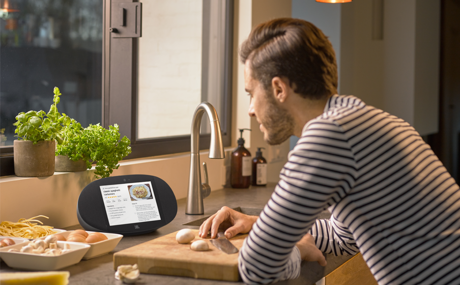 JBL LINK VIEW Get help from your Google Assistant - Image