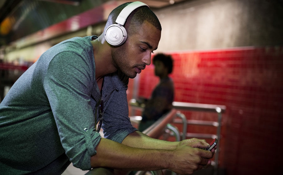 JBL T450BT Wireless On Ear Headphones