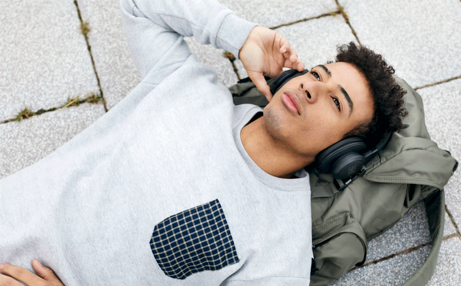 JBL LIVE 500BT Get help from your Voice Assistant - Image