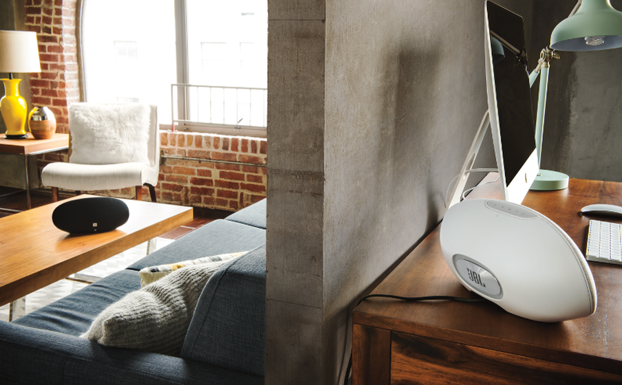 JBL Playlist | Wireless speaker with Chromecast built-in