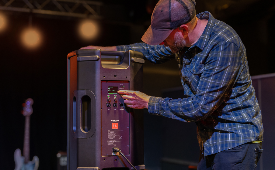 JBL EON710 Built-in 3-channel digital mixer - Image