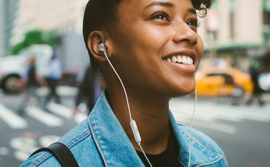 Jbl live 100 earbuds deals