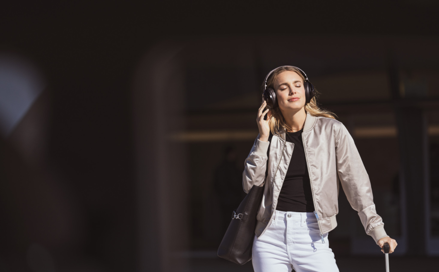 Jbl club 950nc headphones clearance