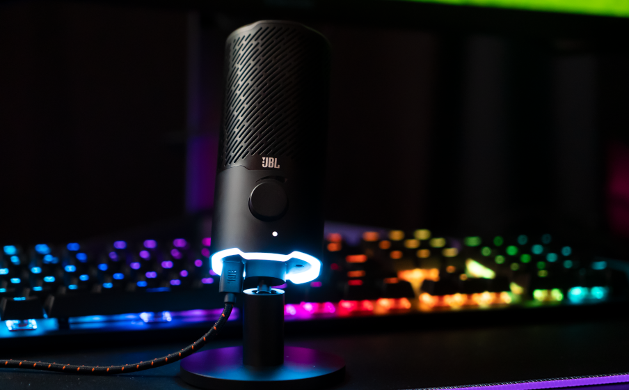 JBL Quantum | Dual pattern premium USB microphone for streaming, recording and gaming