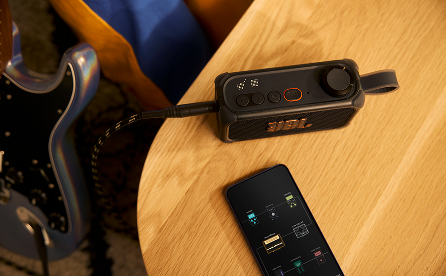 JBL BandBox Solo | Compact AI-powered practice amp and speaker