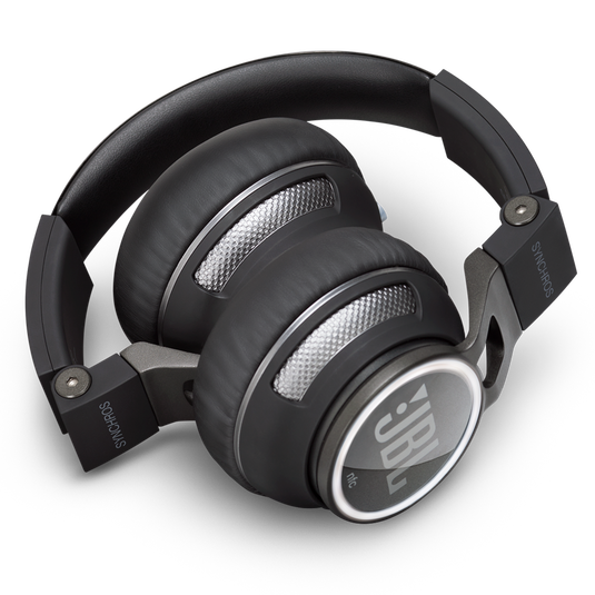 Synchros S400BT - Black - JBL stereo heapdhones with Bluetooth 3.0 wireless freedom - Detailshot 3 image number null
