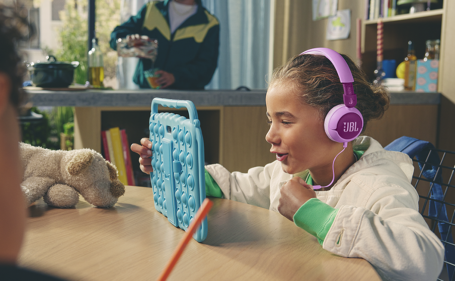 JBL Junior 320 02.JBL JR 320 LS Pink Mic - JBL Junior 320