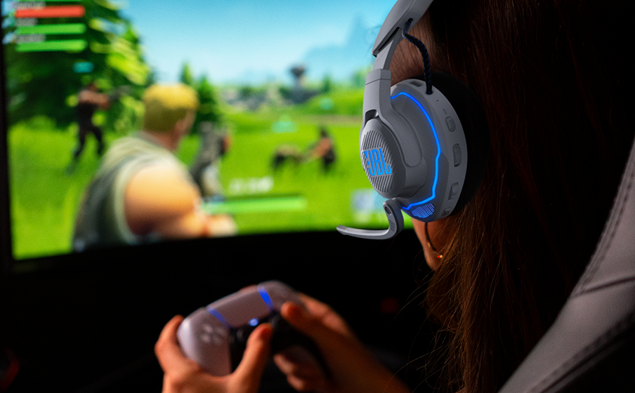 JBL Quantum 910P Console Wireless Gain the competitive advantage with JBL QuantumSPATIAL 360™ on your PlayStation - Image