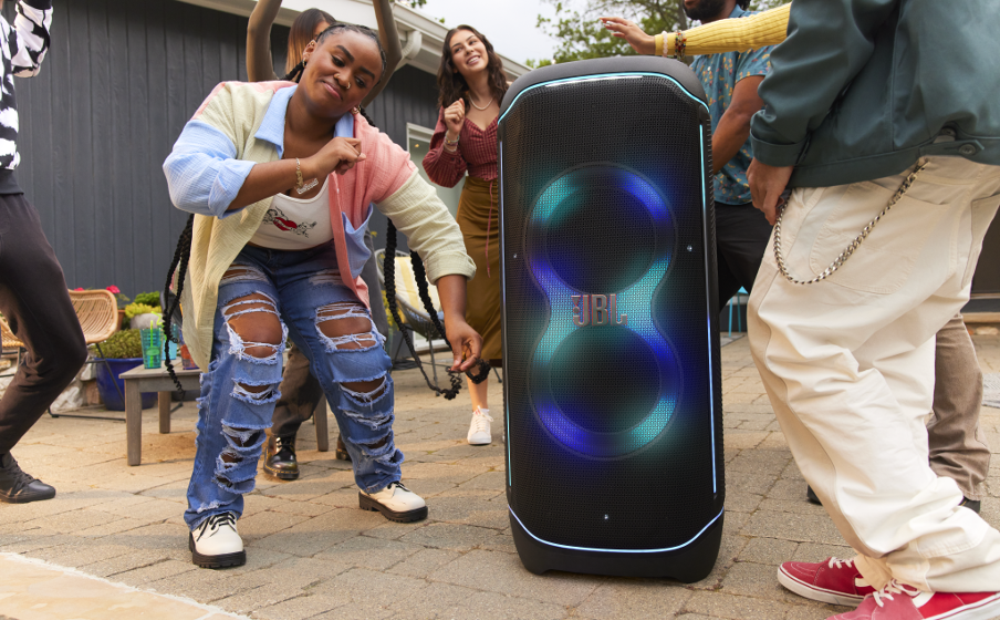 JBL PartyBox Ultimate | Massive party speaker with powerful sound,  multi-dimensional lightshow, and splashproof