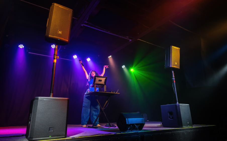 JBL PRX915 Lightweight, Efficient Class D Amplification - Image