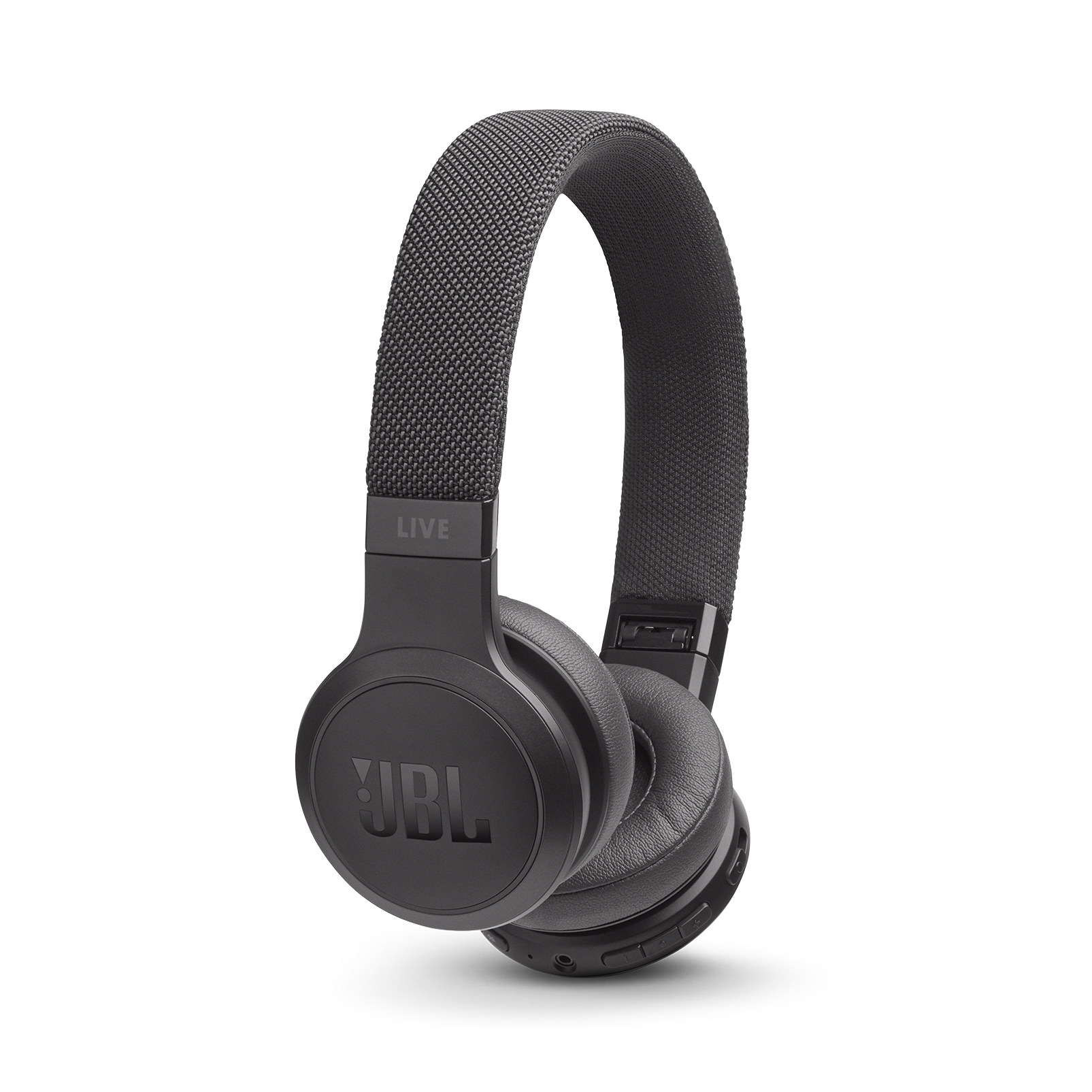 noise reduction in ear headphones