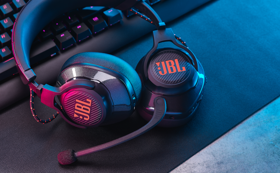 سماعة الألعاب Jbl Quantum 600Usb Over-Ear Pc 1 جي بي ال ≪H1 Class=&Quot;Headline&Quot; Data-Productname=&Quot;Jbl Quantum 400&Quot; Data-Gtm-Vis-Has-Fired-7462060_677=&Quot;1&Quot; Data-Gtm-Vis-Has-Fired-7462060_678=&Quot;1&Quot;≫سماعة الألعاب Jbl Quantum 600Usb فوق الأذن للكمبيوتر الشخصي مع صوت محيطي والاتصال الهاتفي لموازنة الدردشة≪/H1≫
Https://Www.youtube.com/Watch?V=Gjjke5_1Ltu اختبر وضوحًا صوتيًا مذهلاً مع سماعة الألعاب اللاسلكية جي بي ال كوانتم 600 فوق الأذن. يوفر ميكروفون ذراع التركيز الصوتي اتصالاً سلسًا مع لاعبين آخرين ، بينما يكرر صوت Quantumsurround بيئة مكانية أوسع وأكثر واقعية. كن في قلب اللعبة مع توقيع Jbl Quantumsound