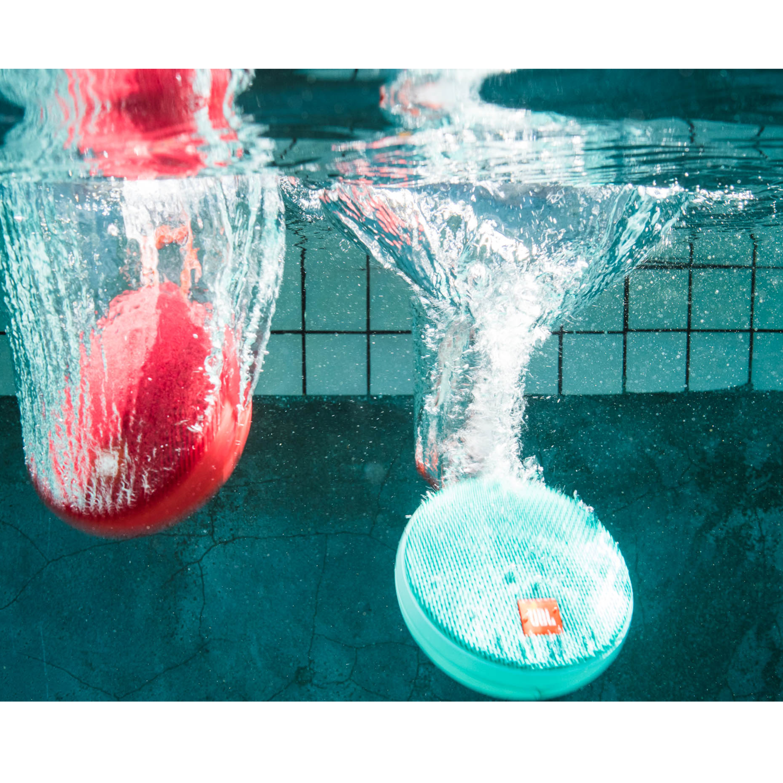 JBL Clip 2 Waterproof Ultraportable Bluetooth Speaker