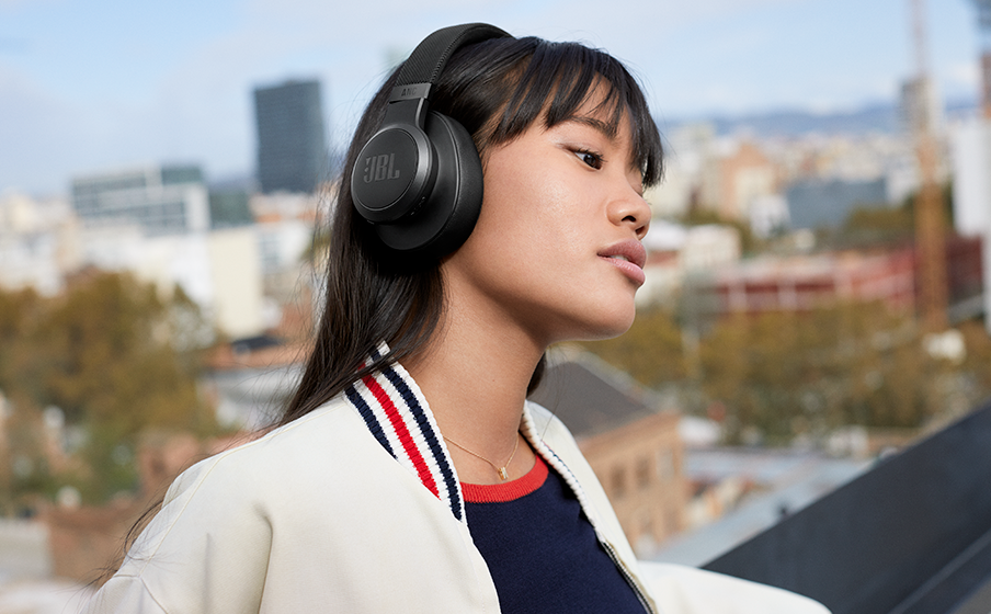 JBL Live 660NC | Wireless over-ear NC headphones