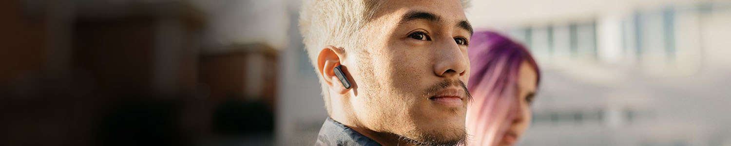 Headphones & Earbuds with Built-In Microphone