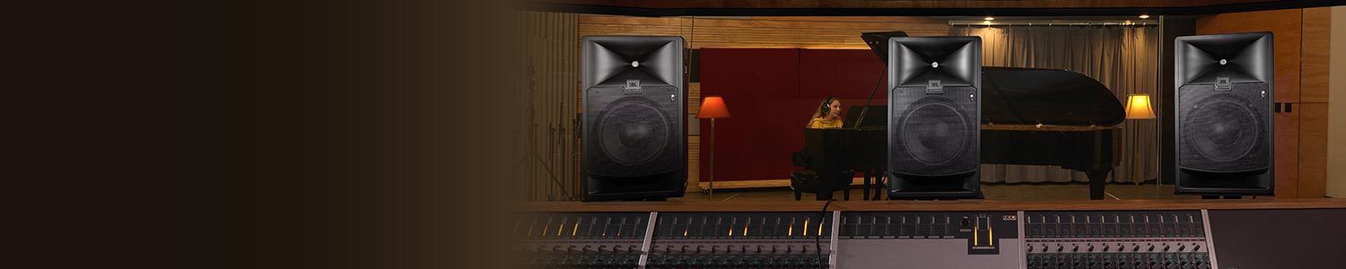 7 Series Studio Monitors